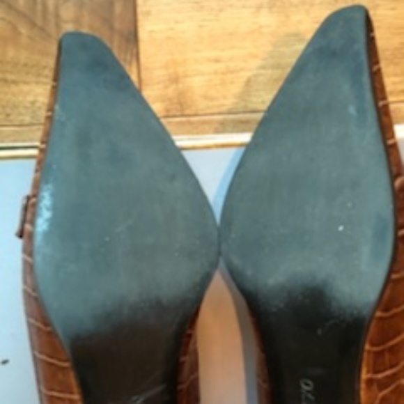 Flexo Crocodile Eadelma Pumps by Enzo Angiolini - Picture 5 of 5